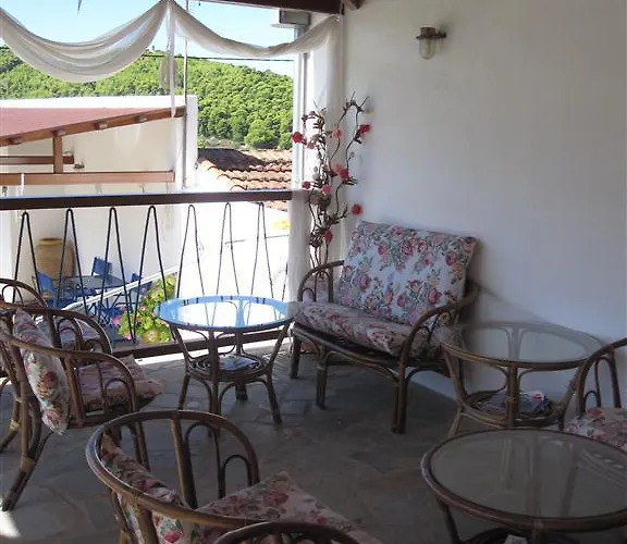 Gasthuis Mara Panormos (Skopelos)